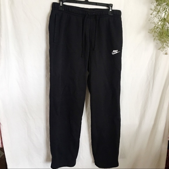 Nike Pants - Ladies NIKE SWEAT PANTS w Pockets Size M NWOT